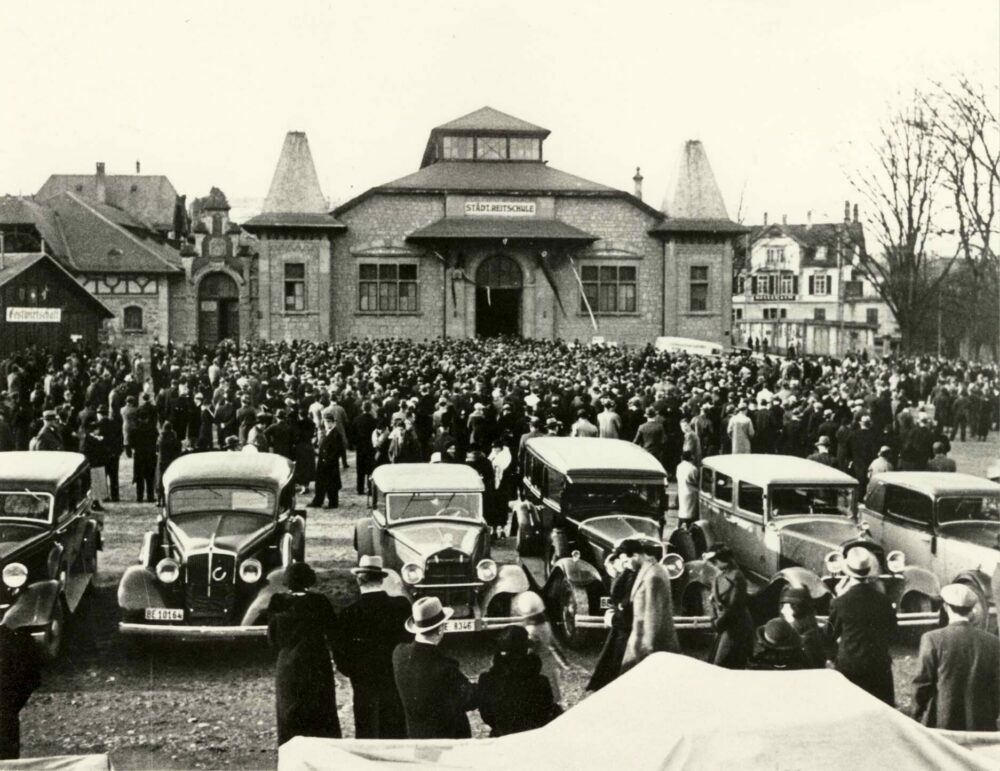 Archive Fotos Grosse Halle